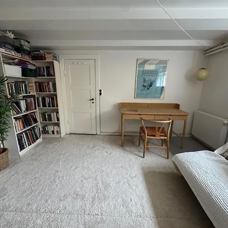Cozy And Spacious Guest House, Guest house