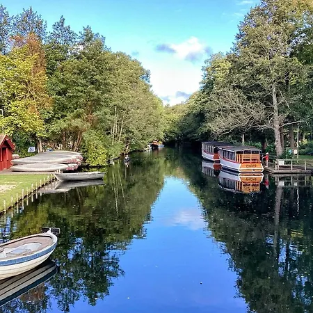 Cozy And Spacious Guest Room, Virum